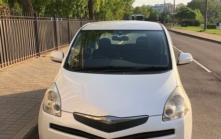Toyota Ractis I, 2009 год, 950 000 рублей, 2 фотография