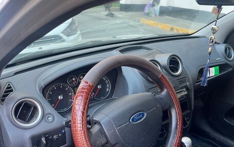 Ford Fiesta, 2006 год, 370 000 рублей, 4 фотография