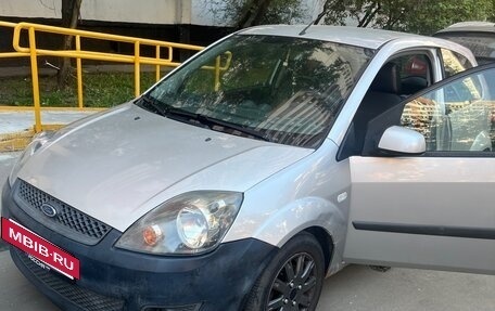 Ford Fiesta, 2006 год, 370 000 рублей, 2 фотография