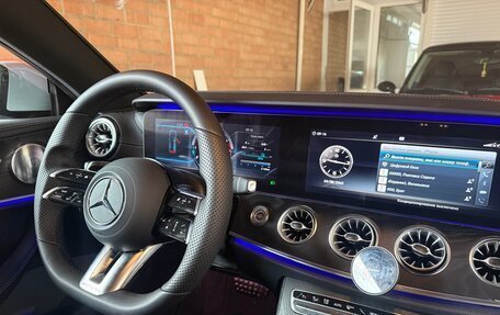 Mercedes-Benz E-Класс, 2018 год, 3 490 000 рублей, 2 фотография