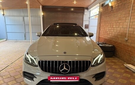 Mercedes-Benz E-Класс, 2018 год, 3 490 000 рублей, 18 фотография