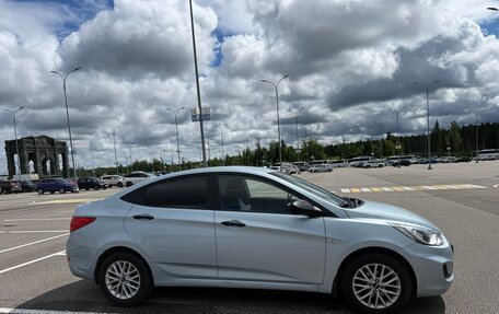 Hyundai Solaris II рестайлинг, 2011 год, 950 000 рублей, 11 фотография