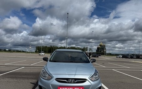 Hyundai Solaris II рестайлинг, 2011 год, 950 000 рублей, 14 фотография
