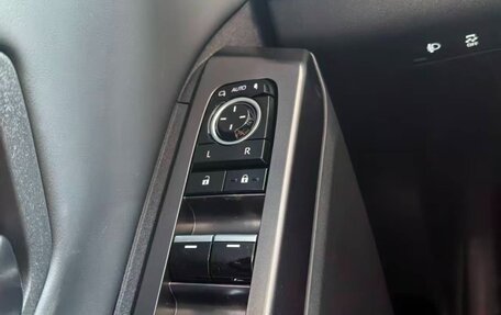 Toyota RAV4, 2026 год, 4 350 000 рублей, 15 фотография