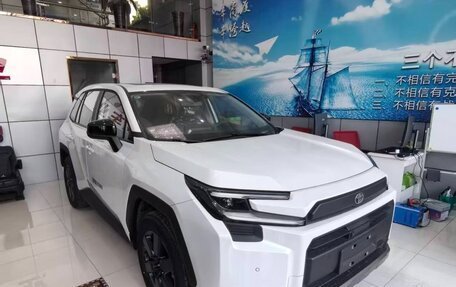 Toyota RAV4, 2026 год, 4 350 000 рублей, 18 фотография