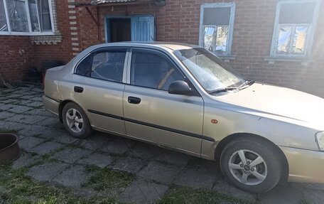 Hyundai Accent II, 2004 год, 270 000 рублей, 2 фотография