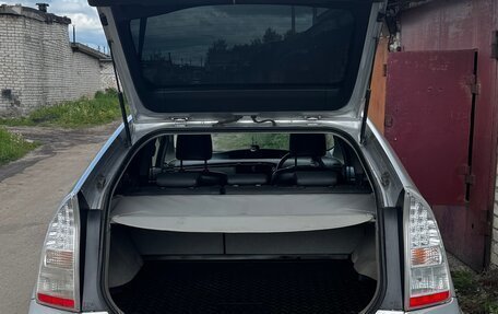 Toyota Prius, 2011 год, 1 150 000 рублей, 13 фотография