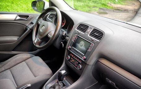 Volkswagen Golf VI, 2011 год, 740 000 рублей, 10 фотография
