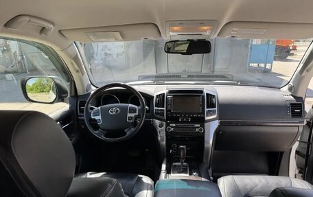 Toyota Land Cruiser 200, 2012 год, 3 800 000 рублей, 1 фотография