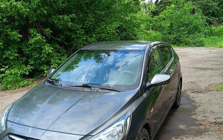 Hyundai Solaris II рестайлинг, 2012 год, 830 000 рублей, 4 фотография