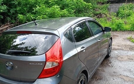 Hyundai Solaris II рестайлинг, 2012 год, 830 000 рублей, 2 фотография