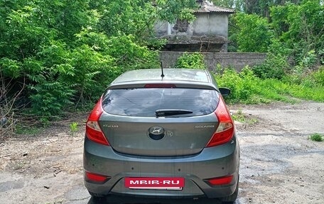 Hyundai Solaris II рестайлинг, 2012 год, 830 000 рублей, 3 фотография