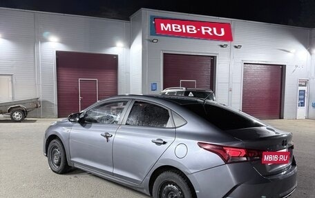 Hyundai Solaris II рестайлинг, 2020 год, 1 300 000 рублей, 4 фотография