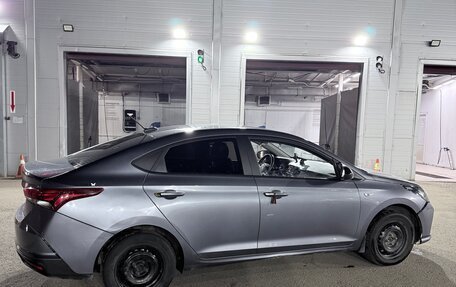 Hyundai Solaris II рестайлинг, 2020 год, 1 300 000 рублей, 7 фотография