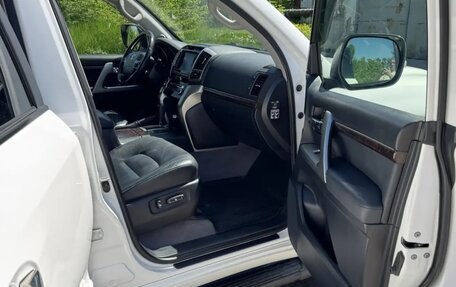 Toyota Land Cruiser 200, 2012 год, 3 800 000 рублей, 10 фотография