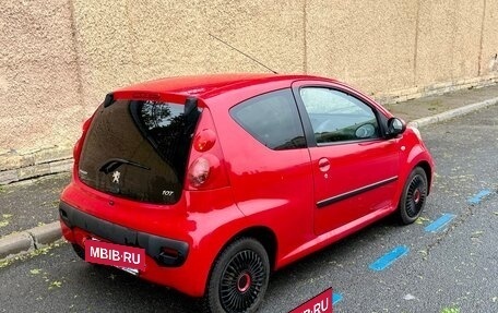 Peugeot 107 I рестайлинг, 2011 год, 500 000 рублей, 4 фотография