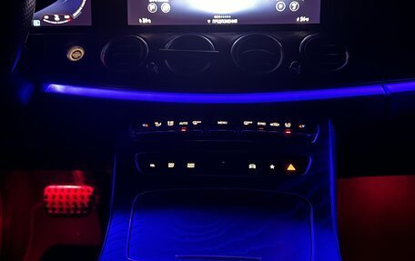 Mercedes-Benz E-Класс, 2021 год, 4 650 000 рублей, 15 фотография