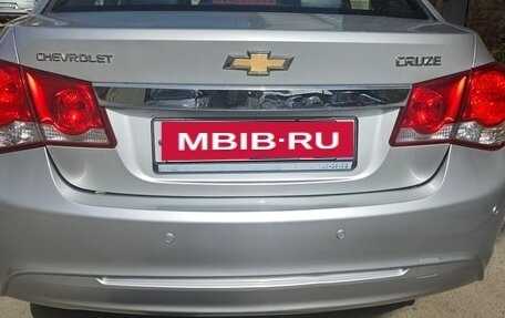 Chevrolet Cruze II, 2013 год, 910 000 рублей, 3 фотография