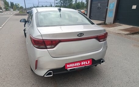 KIA Rio IV, 2021 год, 990 000 рублей, 4 фотография