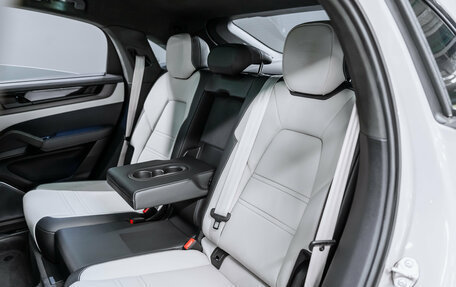 Porsche Cayenne III, 2026 год, 24 490 000 рублей, 23 фотография