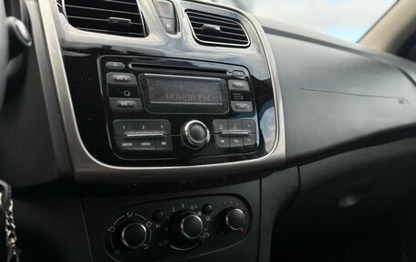 Renault Logan II, 2014 год, 770 000 рублей, 17 фотография