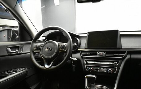KIA Optima IV, 2018 год, 1 945 000 рублей, 8 фотография
