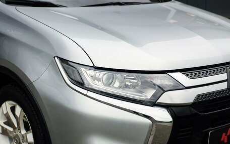 Mitsubishi Outlander III рестайлинг 3, 2019 год, 2 189 000 рублей, 5 фотография
