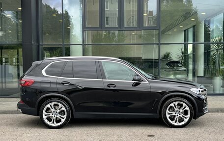 BMW X5, 2019 год, 5 500 000 рублей, 4 фотография