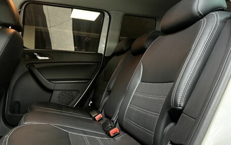 Skoda Yeti I рестайлинг, 2015 год, 1 212 000 рублей, 12 фотография