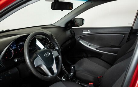 Hyundai Solaris II рестайлинг, 2013 год, 780 000 рублей, 5 фотография