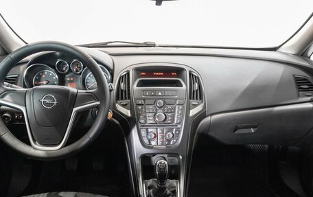 Opel Astra J, 2014 год, 675 800 рублей, 6 фотография