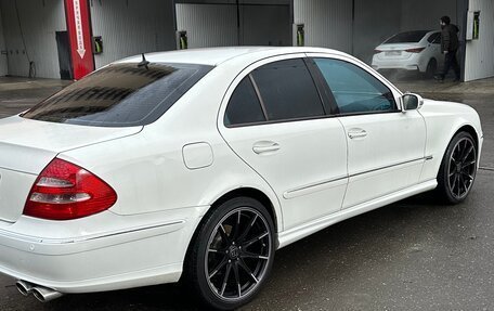 Mercedes-Benz E-Класс, 2002 год, 1 250 000 рублей, 3 фотография