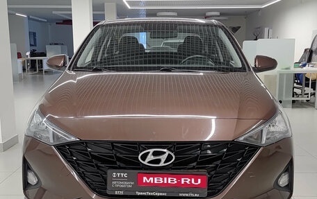 Hyundai Solaris II рестайлинг, 2021 год, 1 560 000 рублей, 2 фотография