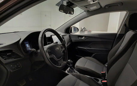 Hyundai Solaris II рестайлинг, 2021 год, 1 560 000 рублей, 16 фотография