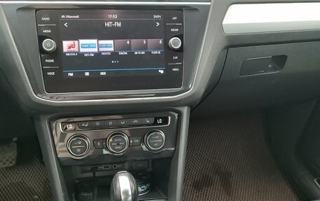 Volkswagen Tiguan II, 2018 год, 2 500 000 рублей, 7 фотография