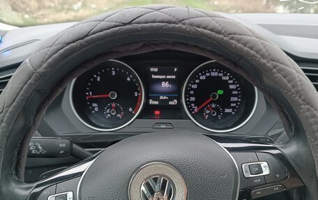 Volkswagen Tiguan II, 2018 год, 2 500 000 рублей, 8 фотография