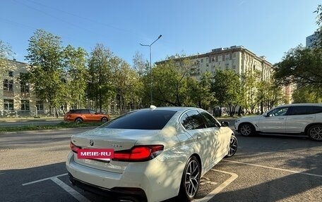 BMW 5 серия, 2021 год, 5 900 000 рублей, 6 фотография