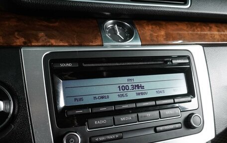 Volkswagen Passat B7, 2011 год, 1 391 000 рублей, 18 фотография
