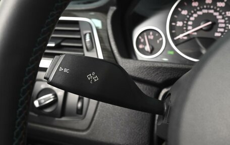 BMW 3 серия, 2017 год, 2 440 000 рублей, 18 фотография