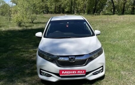Honda Shuttle II, 2015 год, 1 250 000 рублей, 1 фотография