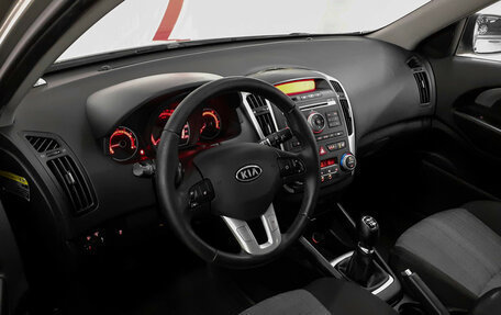 KIA cee'd I рестайлинг, 2011 год, 740 000 рублей, 8 фотография