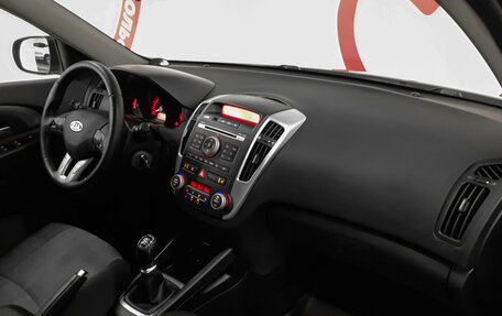 KIA cee'd I рестайлинг, 2011 год, 740 000 рублей, 10 фотография