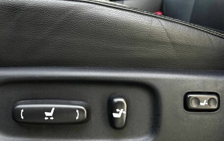 Toyota Land Cruiser 200, 2012 год, 3 835 000 рублей, 23 фотография