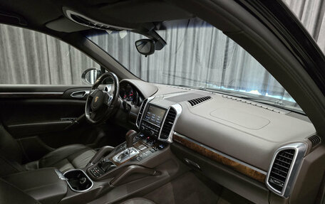 Porsche Cayenne III, 2011 год, 2 460 000 рублей, 14 фотография