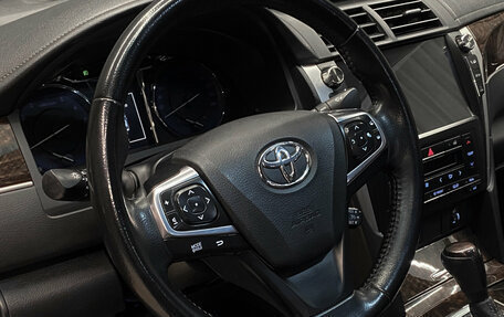 Toyota Camry, 2017 год, 2 050 000 рублей, 14 фотография
