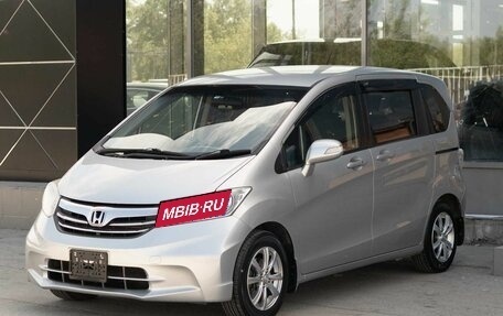 Honda Freed I, 2011 год, 1 220 000 рублей, 1 фотография