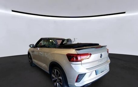 Volkswagen T-Roc I, 2023 год, 2 742 000 рублей, 4 фотография