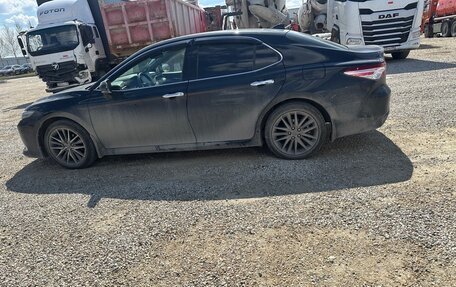 Toyota Camry, 2023 год, 3 970 000 рублей, 4 фотография