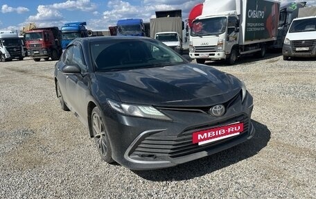 Toyota Camry, 2023 год, 3 970 000 рублей, 3 фотография
