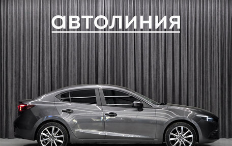 Mazda 3, 2018 год, 1 250 000 рублей, 4 фотография